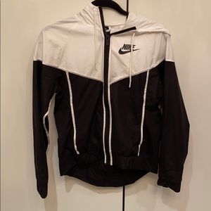 Nike windbreaker